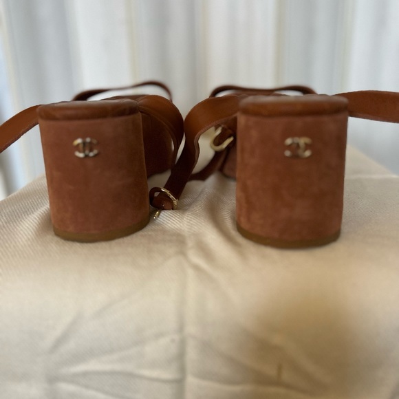 CHANEL SUEDE PLATFORM WEDGE (WORN ONCE!) - Picture 6 of 7